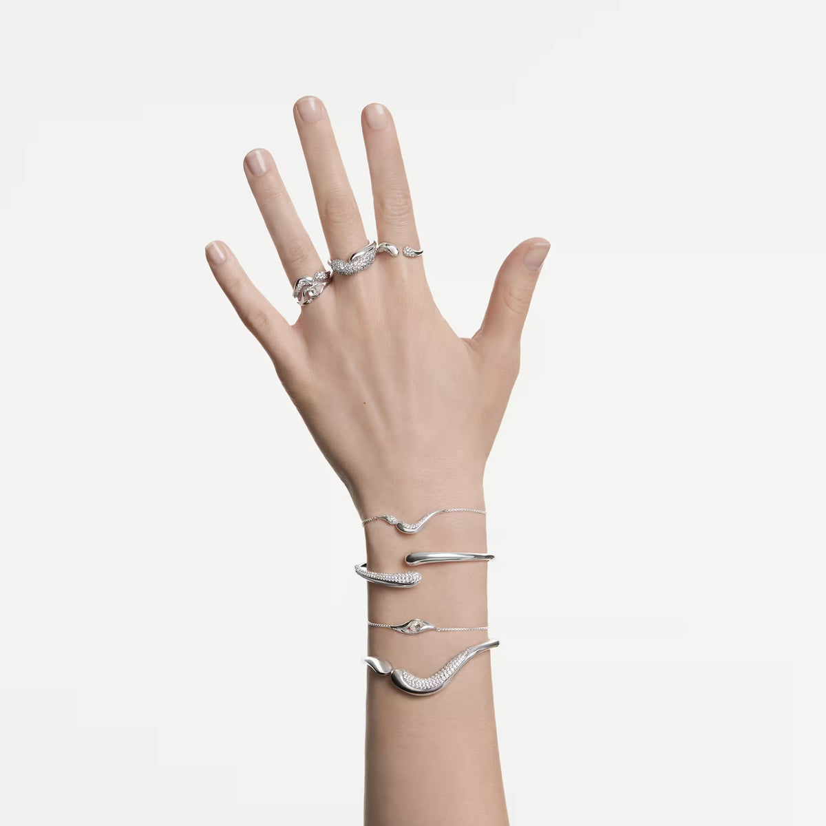 Swarovski Classica bangle, Open, Round cut, White, Sterling silver